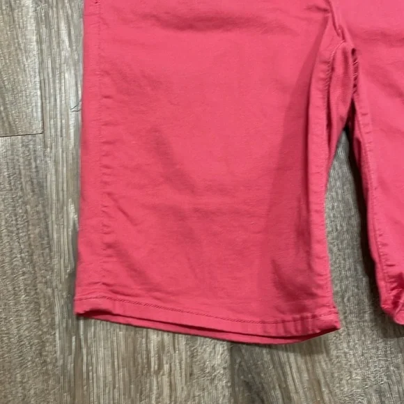 (NEW) Seven7 Bermuda Short - Picture 4 of 9